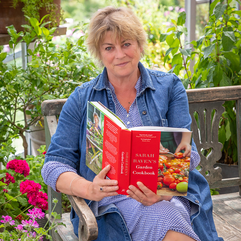 Sarah Raven's Garden Cookbook